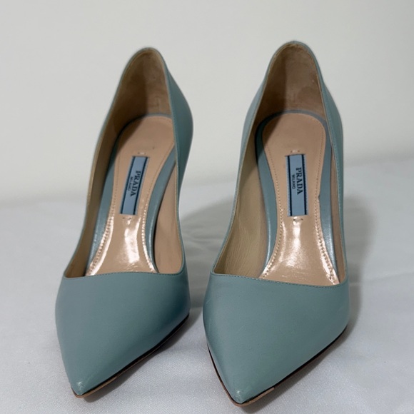 Prada Classic Pointed Toe Blue Leather Pumps - Picture 1 of 6